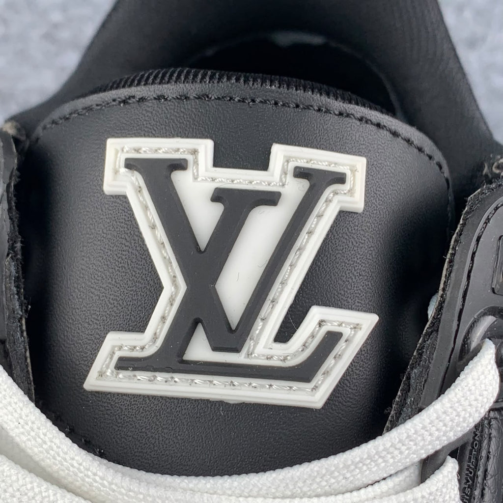 LV Trainer 'Embossed Monogram Black' (B-Grade Version)